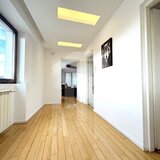 Predeal Apartament Spatios intr-o cladire cu Autorizatie ISU